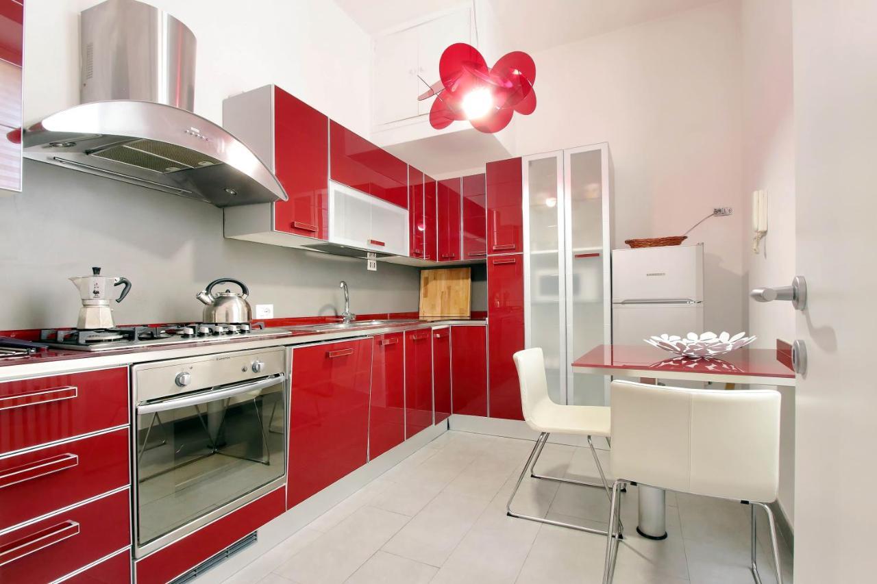 Romac - Condotti Suite By Spanish Steps Екстер'єр фото